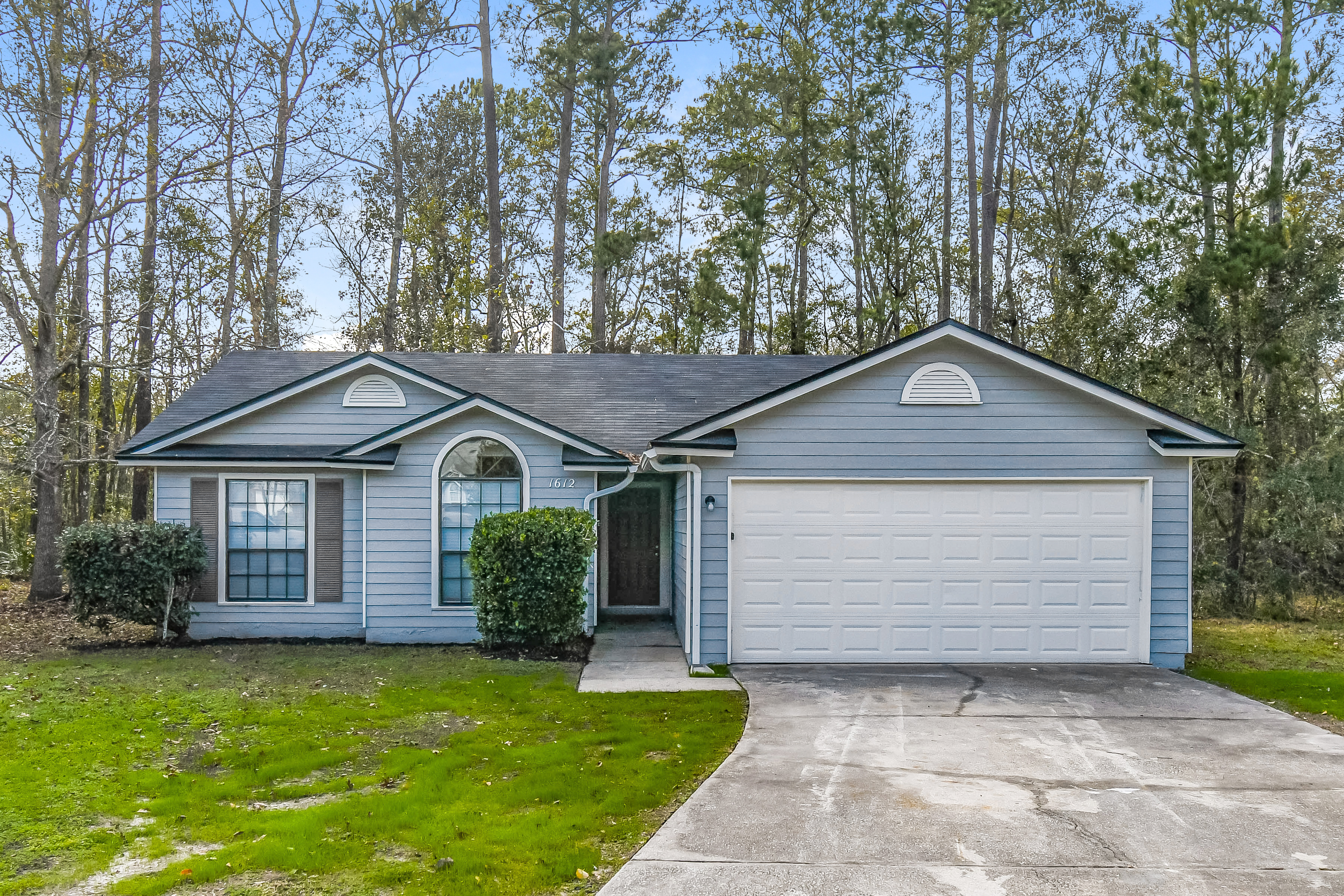 1612 Shearwater Dr Jacksonville, FL 32218